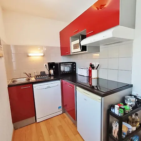 Le Venasque, T2, Centre Luchon, Wifi, Casier A Ski, Ascenseur, 4 Personnes Bagneres-de-Luchon Exterior photo