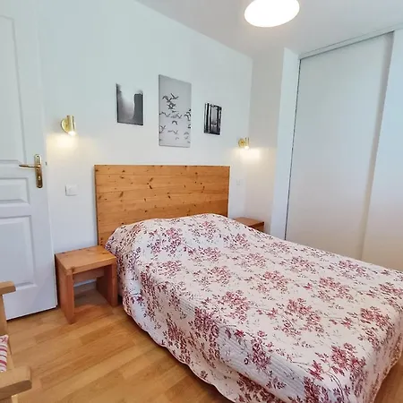 Le Venasque, T2, Centre Luchon, Wifi, Casier A Ski, Ascenseur, 4 Personnes Bagneres-de-Luchon Exterior photo